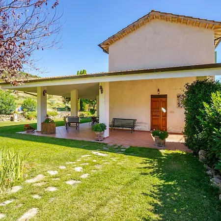 Holiday home Il Conte Valfabbrica